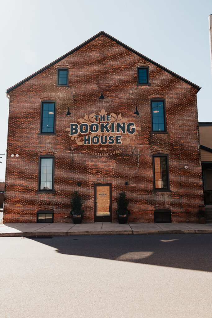 Philadelphia Wedding Photographer_Jennifer Syl Photography_Editorial Wedding Photographer_Documentary Wedding Photographer_Luxury Wedding Photographer_The Booking House